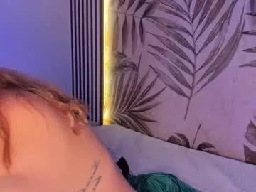 samaantha_white_ from Chaturbate
