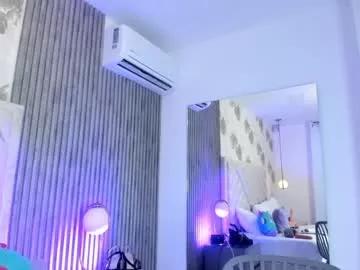 samantha_duque11 from Chaturbate