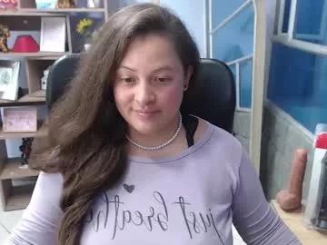 sara_thonson_ from Chaturbate