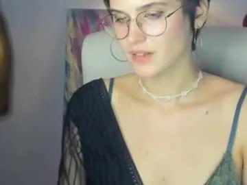 Sarah_desire01 from Chaturbate