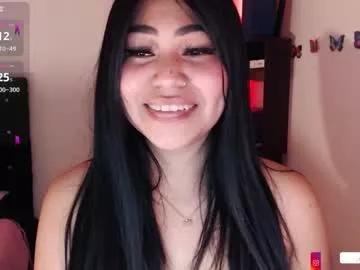 sarahh_11 from Chaturbate