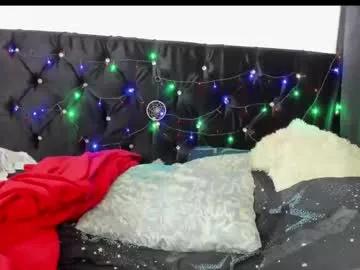 Sarahlovexxv from Chaturbate