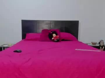 sarahredi from Chaturbate