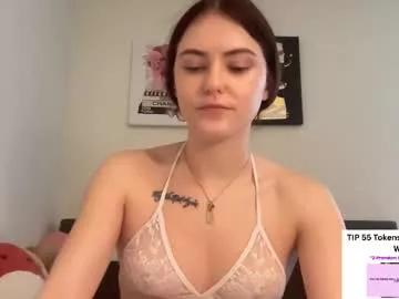 sarahxaoliver1 from Chaturbate
