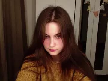 sarakinski from Chaturbate
