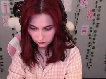 sarakinski from Chaturbate