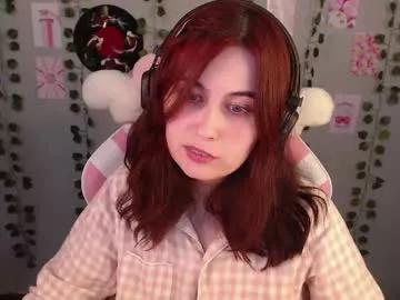 sarakinski from Chaturbate
