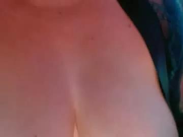 saralove2 from Chaturbate