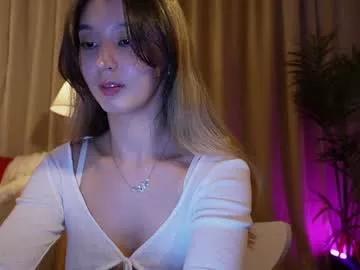 sarasuo from Chaturbate