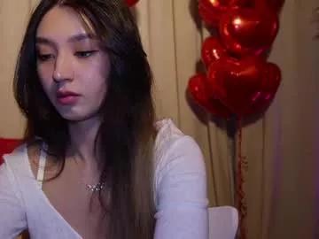 sarasuo from Chaturbate
