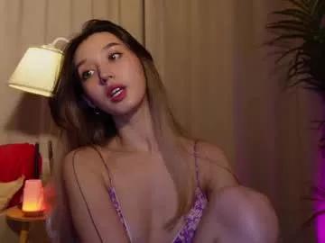 sarasuo from Chaturbate