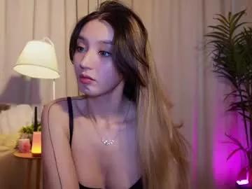 sarasuo from Chaturbate