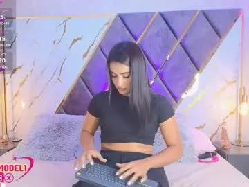 saraylopez1 from Chaturbate