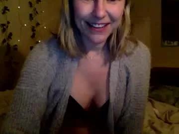 sassyella from Chaturbate