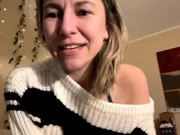 sassyella from Chaturbate