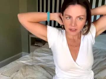 Sassynsweetmilf from Chaturbate