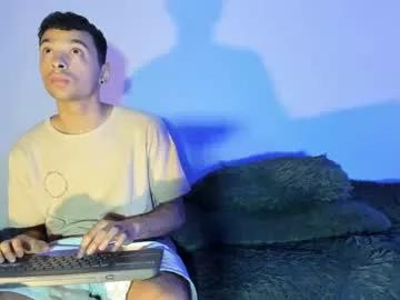 sassysoulmates from Chaturbate