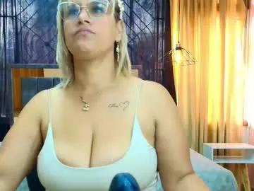 scarlet_milf_ from Chaturbate is Freechat