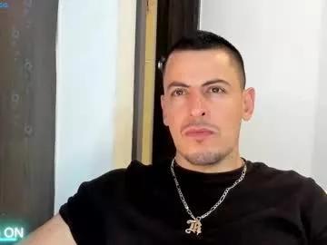Scotty_music from Chaturbate
