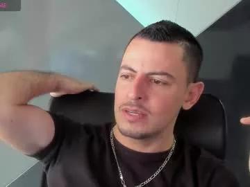 Scotty_music from Chaturbate