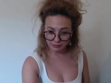 Selenna_emma843468 from Chaturbate