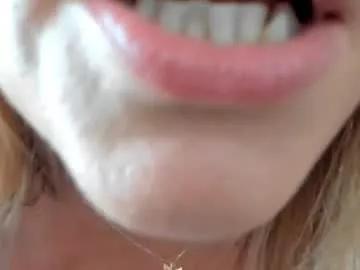 sensual_btch1 from Chaturbate