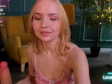 serenawawe from Chaturbate