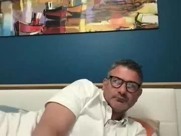 sesamechris92 from Chaturbate