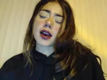 Sexyaliceskay from Chaturbate