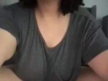 Sexybee06 from Chaturbate