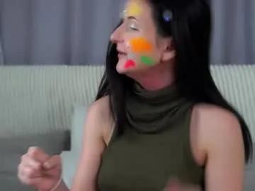 Sheenagear from Chaturbate