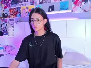 sheepyboyx from Chaturbate