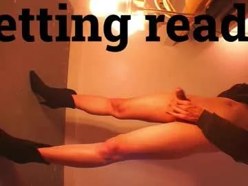 Shoes_europe from Chaturbate