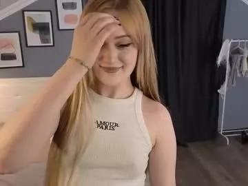 shyy_ellis from Chaturbate