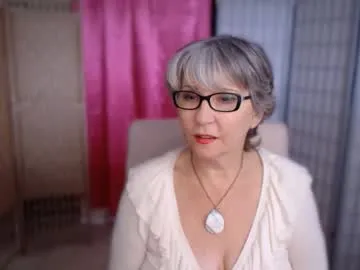 silky_petra2 from Chaturbate is Freechat