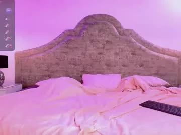 sillymora from Chaturbate