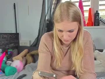 siswet19 from Chaturbate