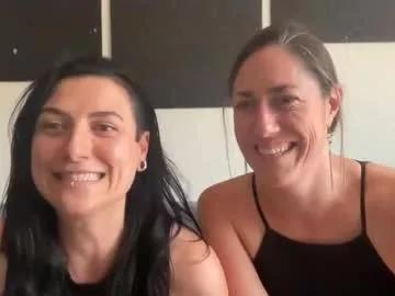 smiles_n_smut from Chaturbate is Freechat