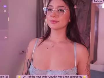 Try our streaming cams variety and talk on a personal level with our adorable girls streamers, showing off their bountiful shapes and dildos.