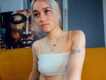 softgllitch from Chaturbate is Freechat