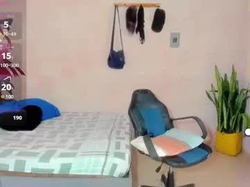 Sophi_avenus from Chaturbate