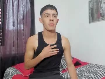 Cling to live show with steveen_1604 from Chaturbate 