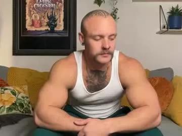 Straubalicious from Chaturbate
