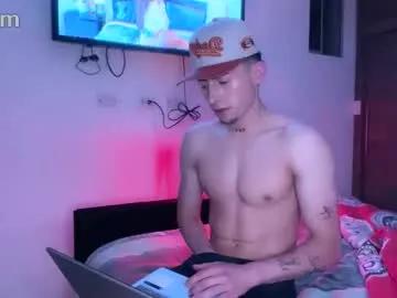 stronghardlatino from Chaturbate is Freechat