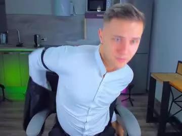 successful_lama from Chaturbate