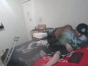 Suckmeestoywood from Chaturbate