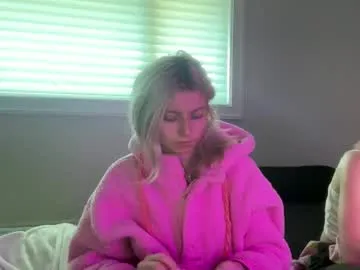 Summerclarke2 from Chaturbate