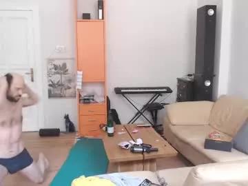 Sunbeatshower from Chaturbate