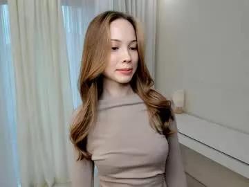 sunnivagaillard from Chaturbate