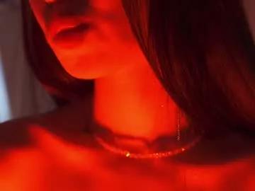 Discover sunny_maria from Chaturbate